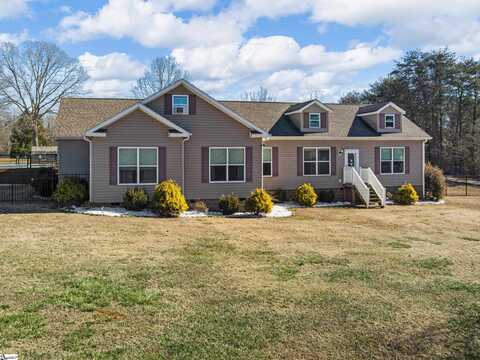 110 White Road, Wellford, SC 29385