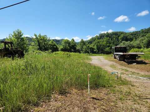 00 Big Creek, Huddy, KY 41535