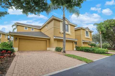 5001 Maxwell CIR, NAPLES, FL 34105