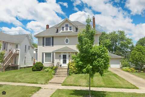 701 1/2 E High Street, Mount Vernon, OH 43050