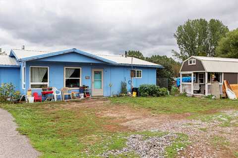 24 River Road W, Plains, MT 59859