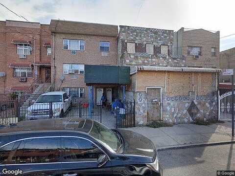 Amboy, BROOKLYN, NY 11212