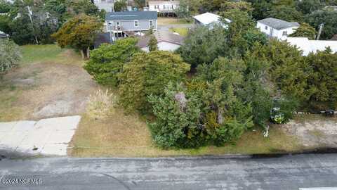 45 Sanddollar Road, Ocracoke, NC 27960