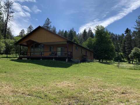 806 Ridgewood Drive, Kamiah, ID 83536