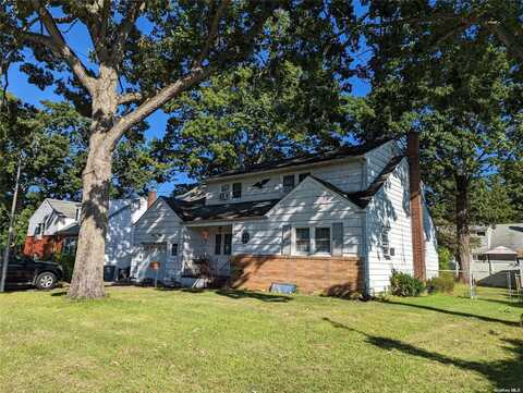 undefined, Islip, NY 11751