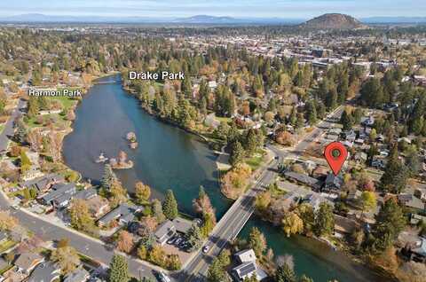 560 NW Riverfront Street, Bend, OR 97703