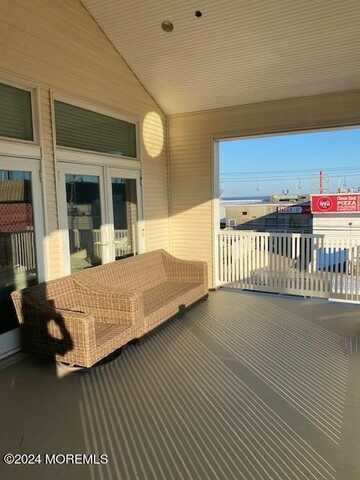 18 Sheridan Avenue, Seaside Heights, NJ 08751