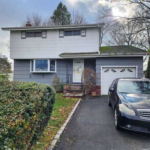 322 Barleau Street, Brentwood, NY 11717