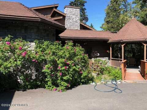 16420 Saint James Circle, Anchorage, AK 99516