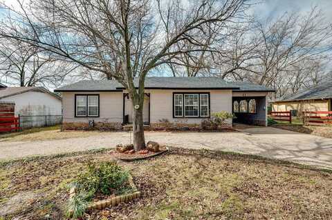 325 League Street S, Sulphur Springs, TX 75482