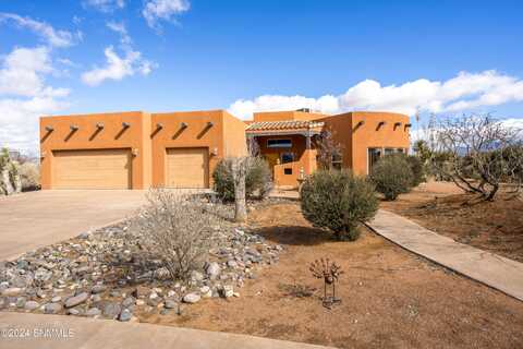 5705 Real Del Norte, Las Cruces, NM 88012