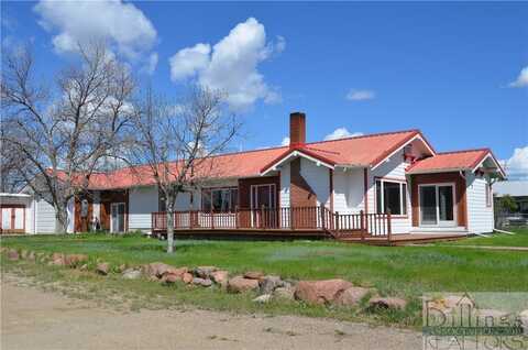 115 S Broadway, Winnett, MT 59087