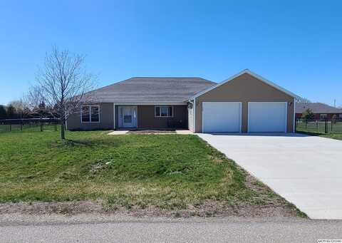 422 S Winter St, ST. ANSGAR, IA 50472