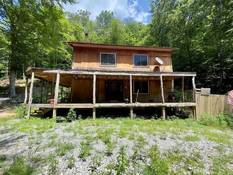 383 Turtle Peak Road, Hyden, KY 41749