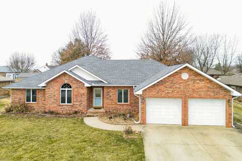 1535 South Meadow Lane, Bolivar, MO 65613