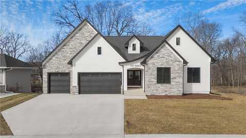 883 S Kingswood Court, West Des Moines, IA 50266