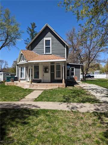 215 W Filmore Street, Winterset, IA 50273