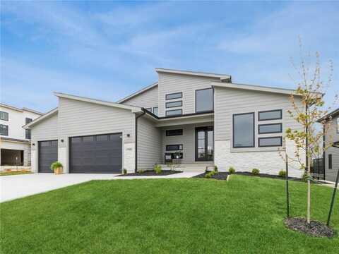 17697 Townsend Drive, Clive, IA 50325