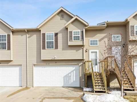 70 Jefferson Lane, North Liberty, IA 52317