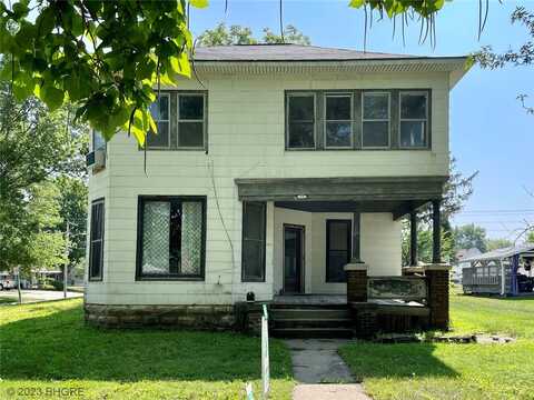 534 N Grand Street, Chariton, IA 50049