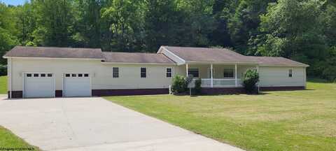 2842 SAGO Road, Buckhannon, WV 26201