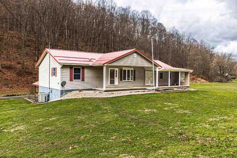 3610 Crossroads Road, Fairview, WV 26570