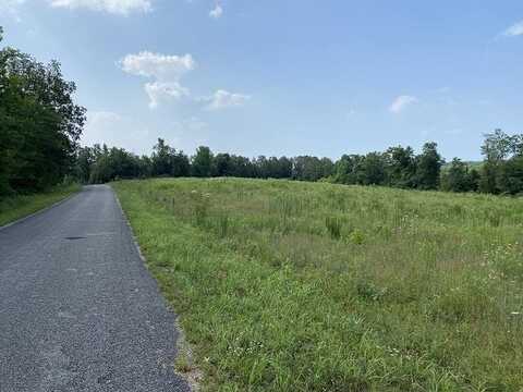 Lindsey Rd, Parsons, TN 38363