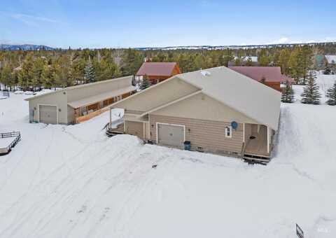 3417 E Robbins Circle, Island Park, ID 83429