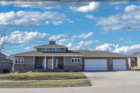 6808 Coyote Run, Sioux City, IA 51106