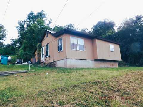 304 Third Street Road, Steelville, MO 65565