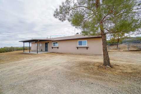 Sunnyslope, PINON HILLS, CA 92372