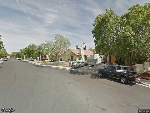 Avenue R10, PALMDALE, CA 93550