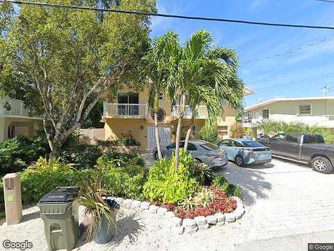 Bougainvillea, TAVERNIER, FL 33070