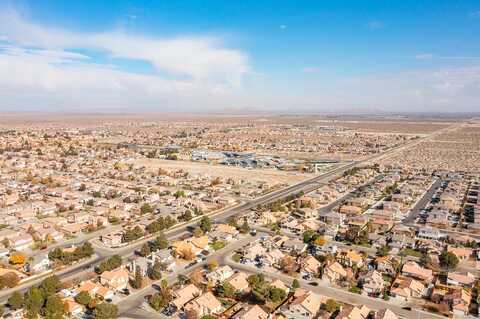 Sabal, PALMDALE, CA 93552