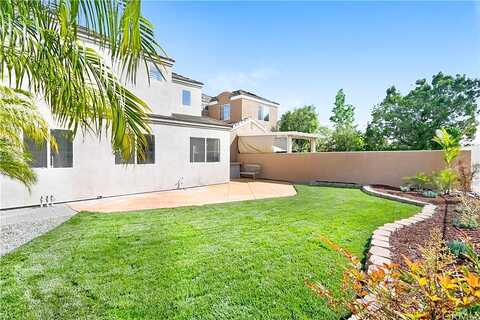 Rue Fontaine, FOOTHILL RANCH, CA 92610