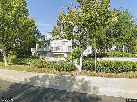 Windsor Dr, Valencia, CA 91355