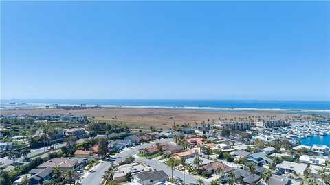 Pinecrest Cir, Huntington Beach, CA 92649