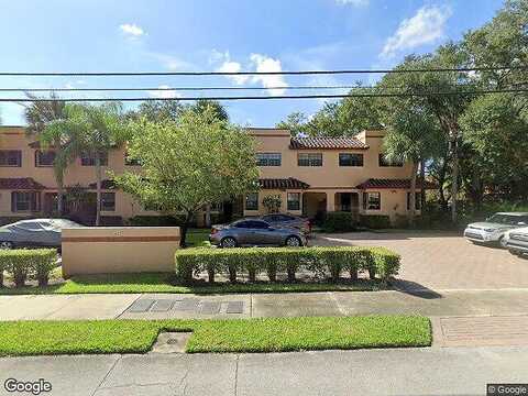 Ne 17Th Ct, Fort Lauderdale, FL 33305