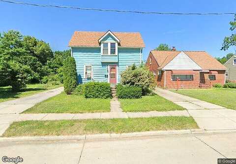 216Th, CLEVELAND, OH 44119