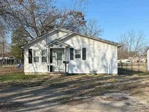 Page, DEXTER, MO 63841