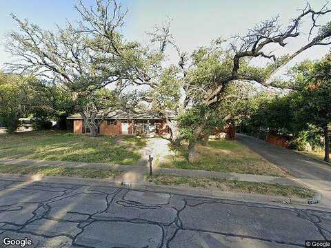 Pembrook, WACO, TX 76710