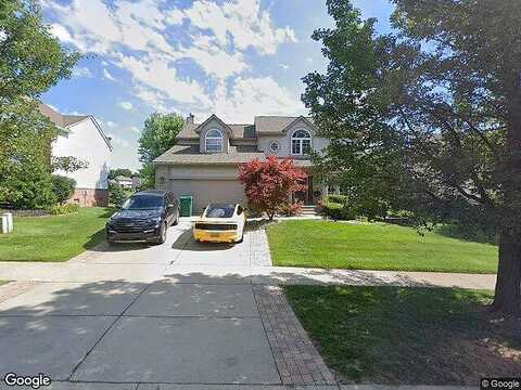 Ivy Hill, COMMERCE TOWNSHIP, MI 48382