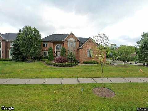 Carlyle, WEST BLOOMFIELD, MI 48322