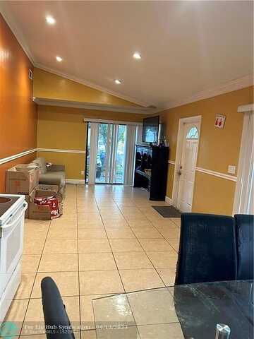 14Th, NORTH LAUDERDALE, FL 33068