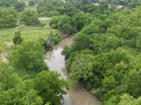 708 W Gunter St, San Saba, TX 76877