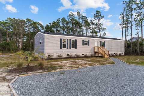 4501 Oakcrest Drive SE, Southport, NC 28461