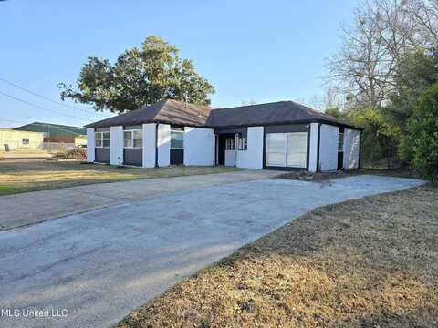 601 Saratoga Drive, Long Beach, MS 39560