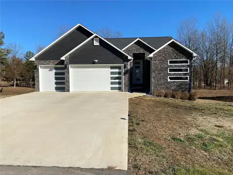 324 Caytie Trail, Poplar Bluff, MO 63901