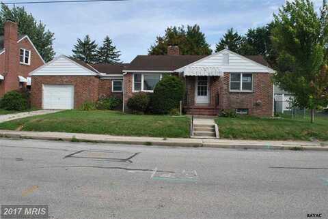 Middle, HANOVER, PA 17331
