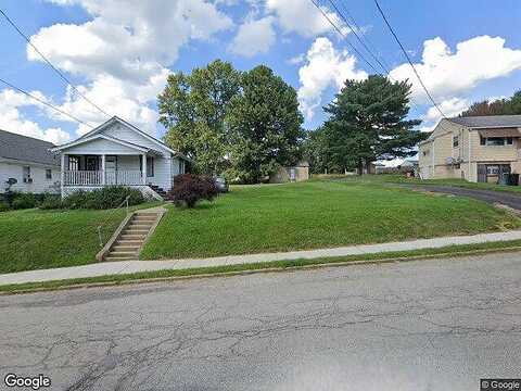 Spring St, WASHINGTON, PA 15301